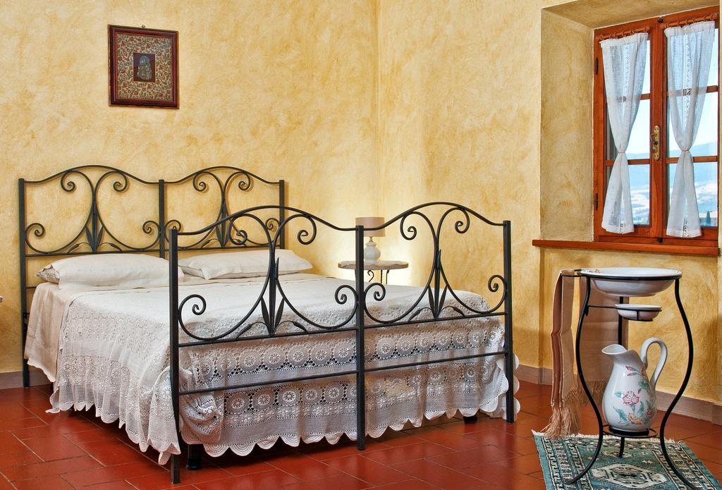 Agriturismo La Buca Di Bellugi San Quirico dʼOrcia الغرفة الصورة