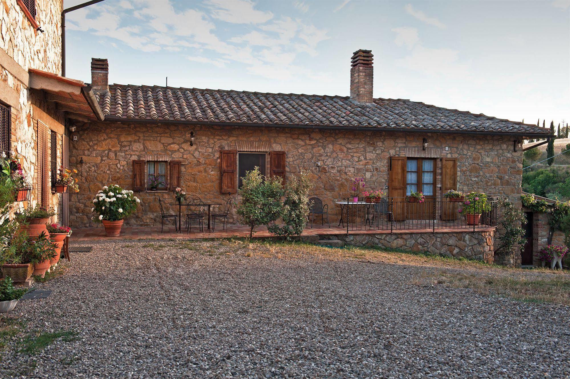 Agriturismo La Buca Di Bellugi San Quirico dʼOrcia المظهر الخارجي الصورة